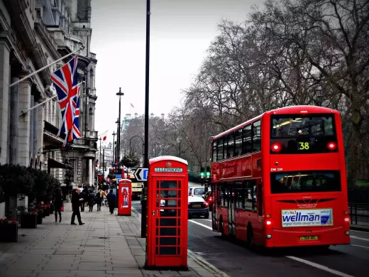 Le Ambassadeurs London